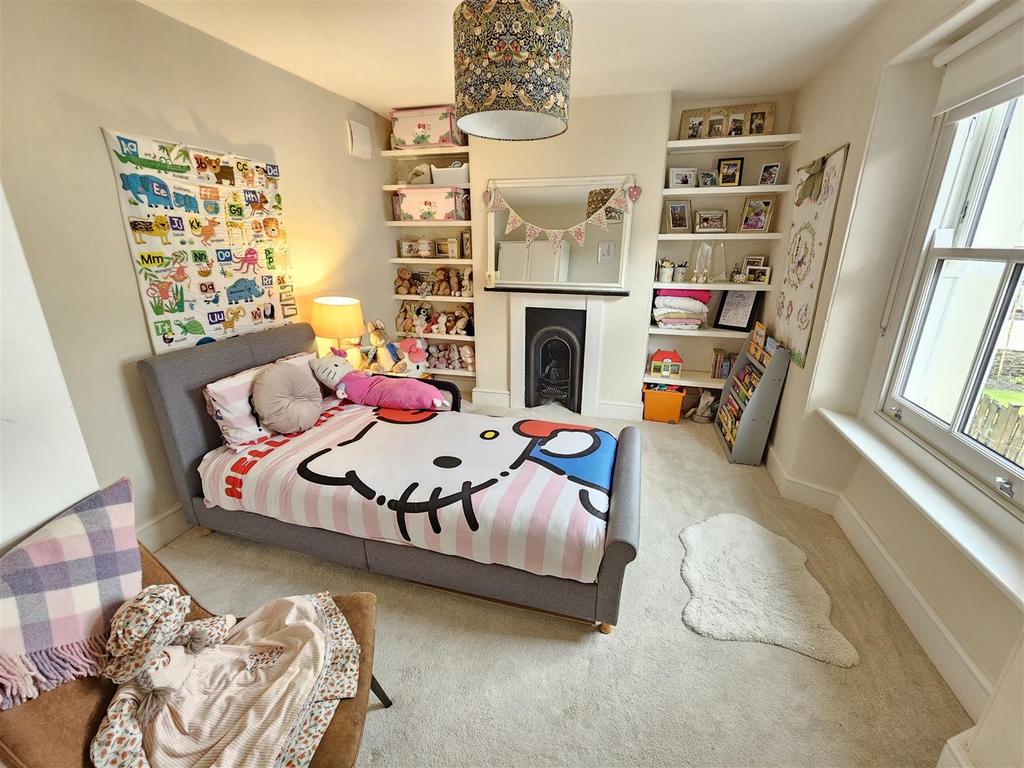Bedroom 3.jpg