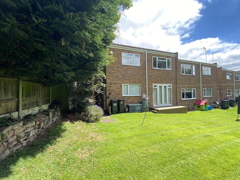 69 Sunnybank Road - Rear.JPG