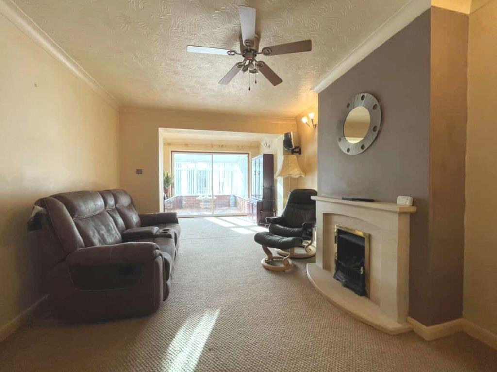 Sitting Room.jpg