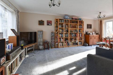 4 bedroom detached house for sale, Gainsborough Drive, Lawford, CO11