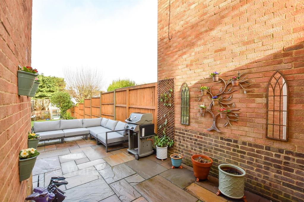 Patio / Decking