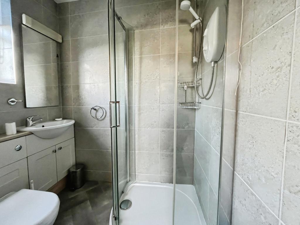 Ensuite Shower Room