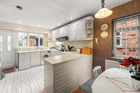 3 bedroom semi-detached house for sale, Ennerdale Drive, Sale