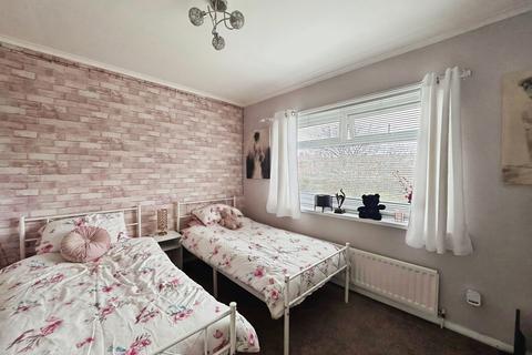3 bedroom semi-detached house for sale, Wensleydale Avenue, Sunderland DH4
