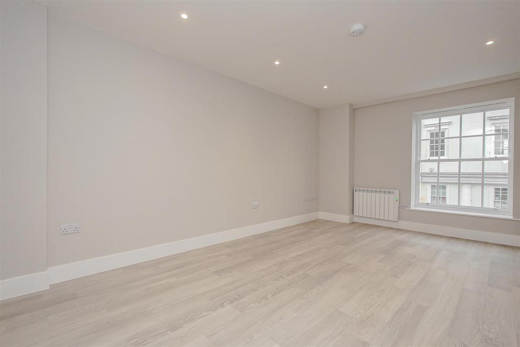Kitchen/Living Room