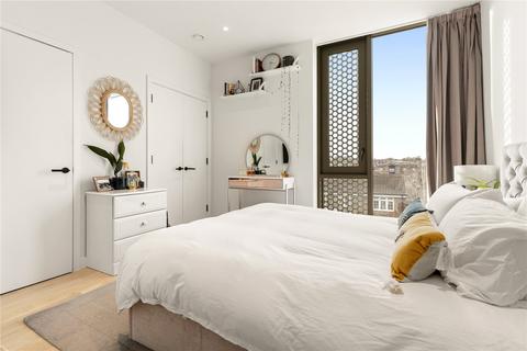 1 bedroom apartment for sale, Balham High Road, London, SW17