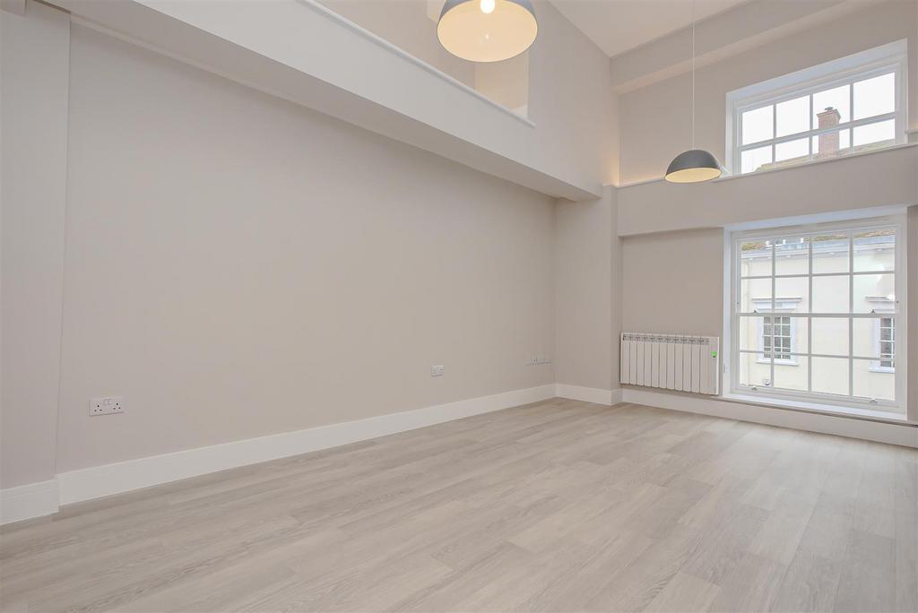 Kitchen/Living Room