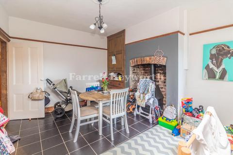 2 bedroom house for sale, Alexandra Road, Carnforth LA5