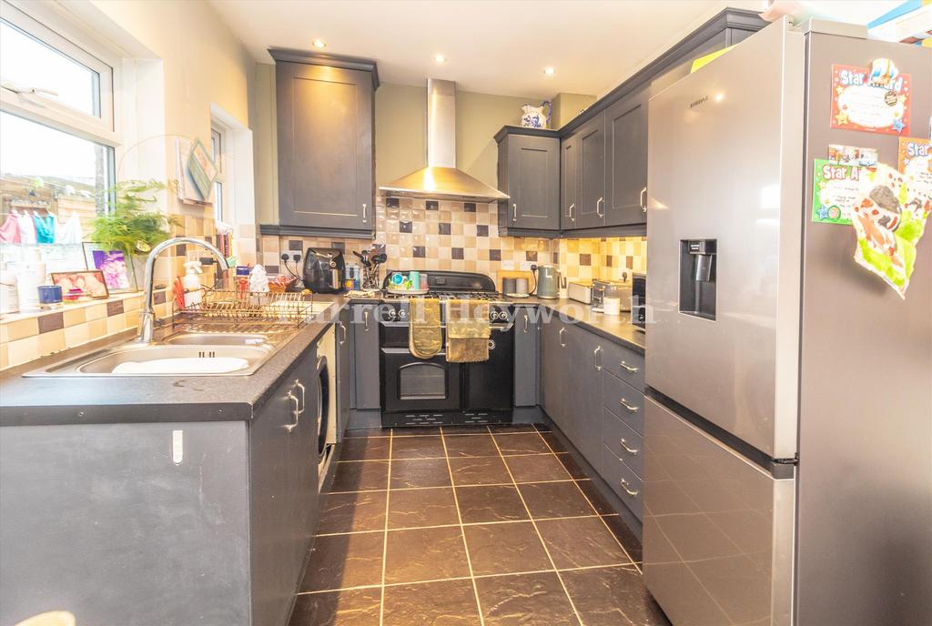 Kitchen image 2