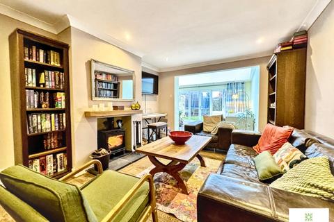 4 bedroom semi-detached house for sale, Oakfield Avenue, Stockton-on-Tees TS16