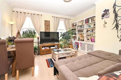 2 bedroom flat for sale, St. Annes Road, Eastbourne