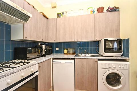 2 bedroom flat for sale, St. Annes Road, Eastbourne