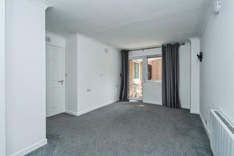 undefined, Mount Hermon Road, Woking GU22