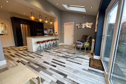 undefined, Ecclesfield Road, Chapeltown, S35