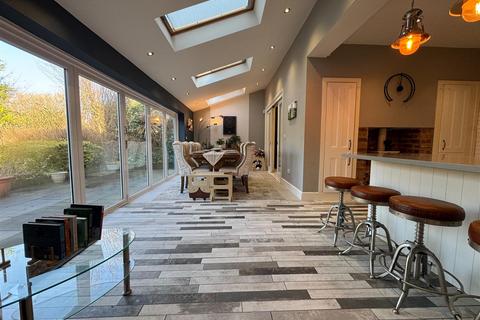 undefined, Ecclesfield Road, Chapeltown, S35