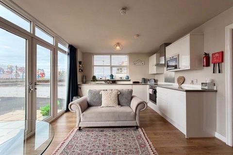 Hospitality for sale, Queens Promenade, Bispham, Blackpool, Lancashire, FY2 9JS