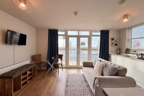 Hospitality for sale, Queens Promenade, Bispham, Blackpool, Lancashire, FY2 9JS