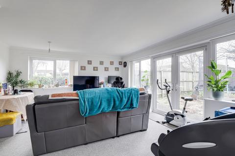 3 bedroom end of terrace house for sale, Nearsby Drive, Nottingham NG2