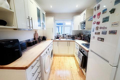 2 bedroom apartment for sale, Sydney Grove, Sunholme Estate