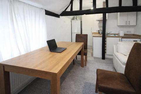 1 bedroom apartment to rent, High Street, Kings Langley WD4