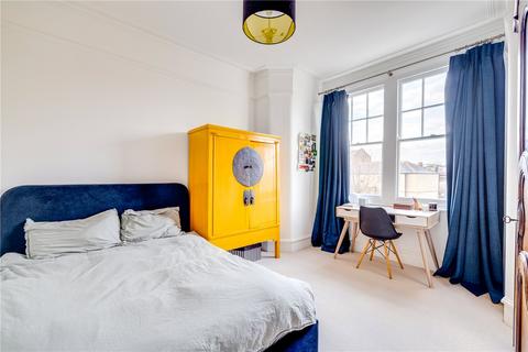 3 bedroom property for sale, Kelvedon Road, London, SW6