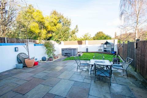3 bedroom semi-detached house for sale, Old Hill, Orpington BR6