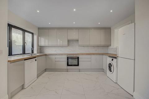 undefined, Colwyn Avenue, Greenford UB6