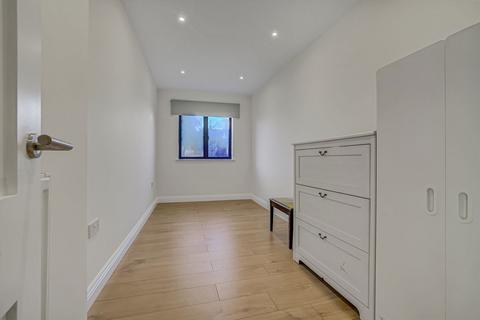 undefined, Colwyn Avenue, Greenford UB6