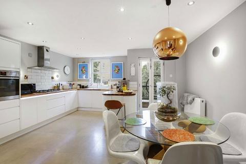 undefined, Herons Place, Old Isleworth TW7