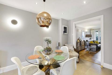 undefined, Herons Place, Old Isleworth TW7
