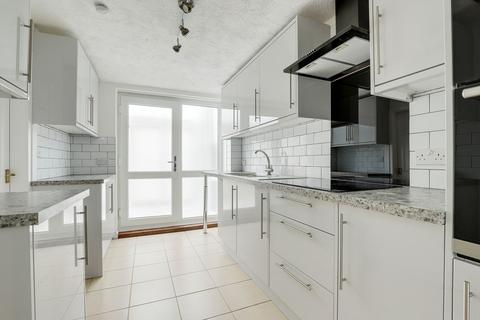 3 bedroom terraced house for sale, Rivergreen, Nottingham NG11