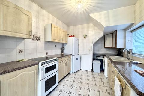 3 bedroom semi-detached house for sale, Fistral Drive, St Helens