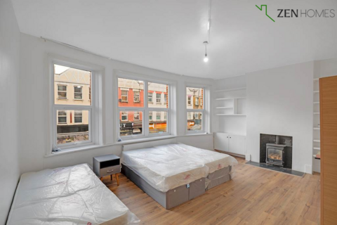 2 bedroom flat for sale, Haringey, London N4