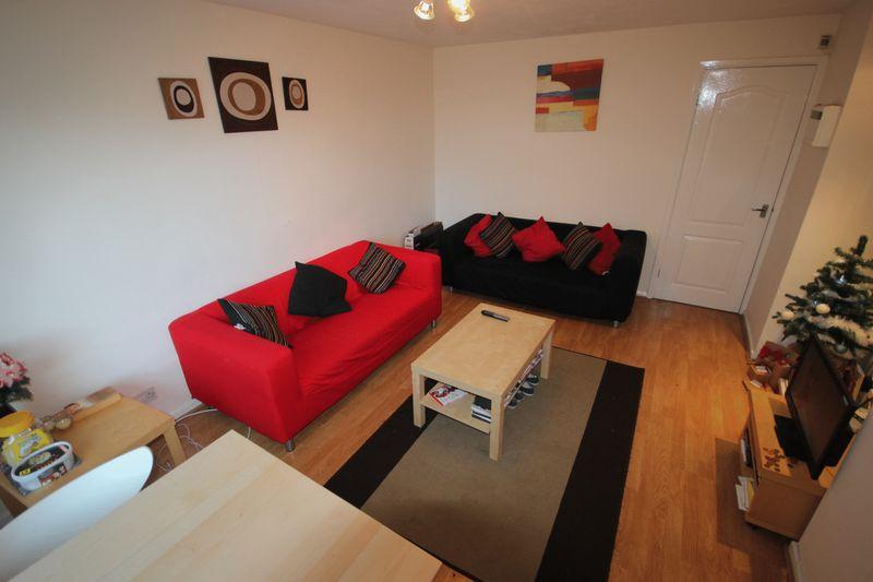 52 Stanmore Grove-2012(1).jpg