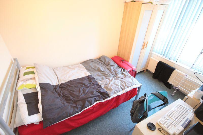52 Stanmore Grove-2012(19).jpg