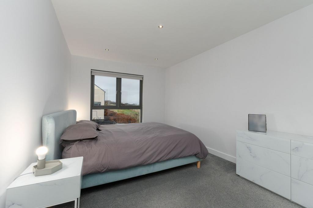 Master Bedroom with En-Suite