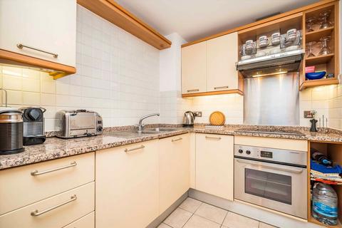 2 bedroom flat for sale, St. Martin's Lane, London WC2N