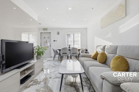 2 bedroom semi-detached house for sale, Fenman Gardens, Ilford, IG3