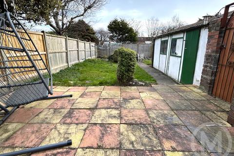 4 bedroom end of terrace house for sale, Lockerbie Avenue, Anchorsholme