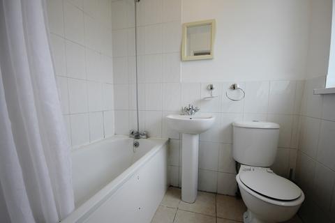 undefined, Wood Lane, Isleworth, TW7