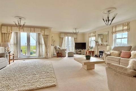 4 bedroom end of terrace house for sale, Whately Road, Milford on Sea, Lymington, Hampshire, SO41