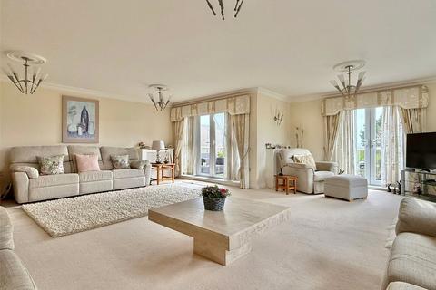 4 bedroom end of terrace house for sale, Whately Road, Milford on Sea, Lymington, Hampshire, SO41