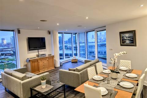 3 bedroom apartment for sale, Royal Docks, London E16