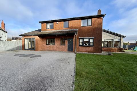 3 bedroom detached house for sale, Heolgerrig, Merthyr Tydfil CF48