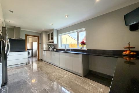 3 bedroom detached house for sale, Heolgerrig, Merthyr Tydfil CF48