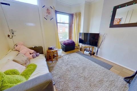 4 bedroom terraced house to rent, Highbury Terrace, Headingley, Leeds, West Yorkshire