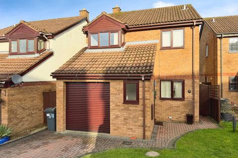 4 bedroom detached house for sale, Ramsthorn Close, Swindon SN2