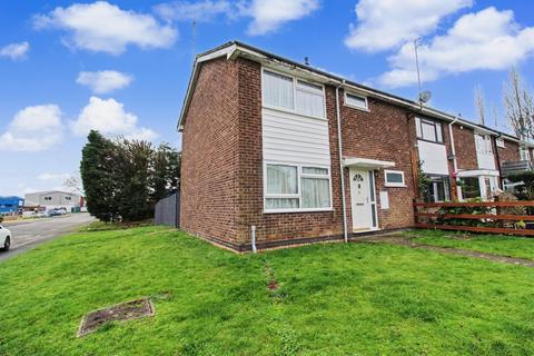3 bedroom end of terrace house for sale, Cutters Close, Leicester LE19