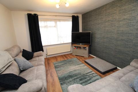 3 bedroom end of terrace house for sale, Cutters Close, Leicester LE19