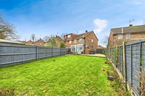 2 bedroom semi-detached house for sale, Jockey Mead, Horsham RH12